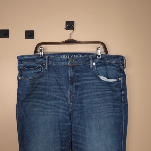 American Eagle Airflex+ Medium Wash Original Straight Jeans Size 40x32 - Picture 2 of 10